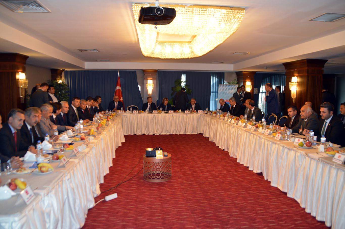 ​Türkiye Belediyeler Birliği Encümen Toplantısı Ağrı'da yapıldı